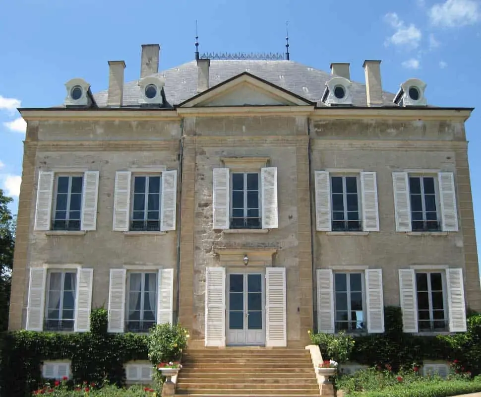 Les Domaines et Châteaux chez Dubœuf